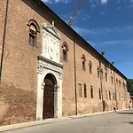 Apartment L'ape Regina Ferrara