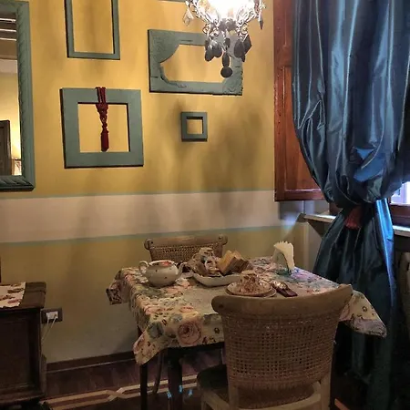 L'ape Regina Ferrara