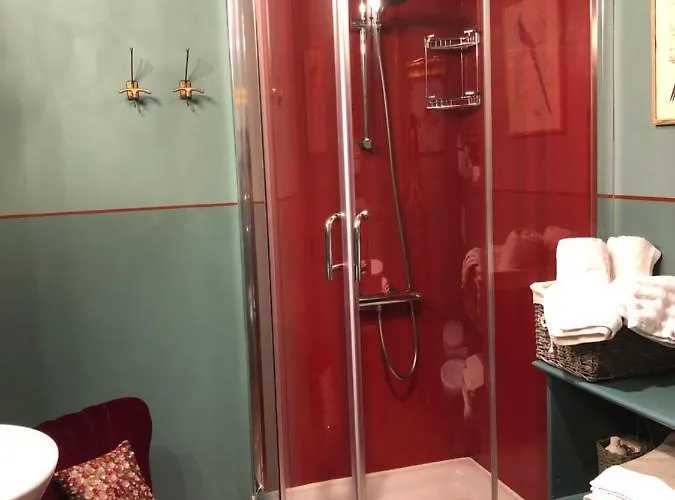 L'ape Regina Apartment *