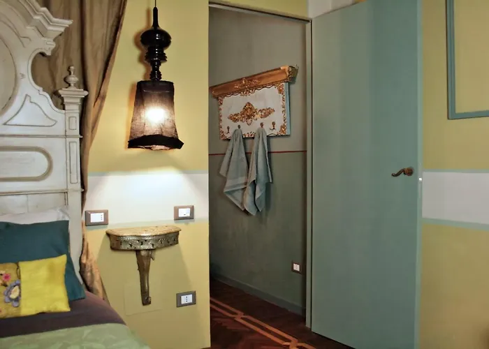 L'ape Regina Apartment *