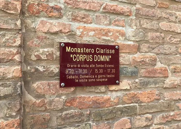 L'ape Regina * Ferrara